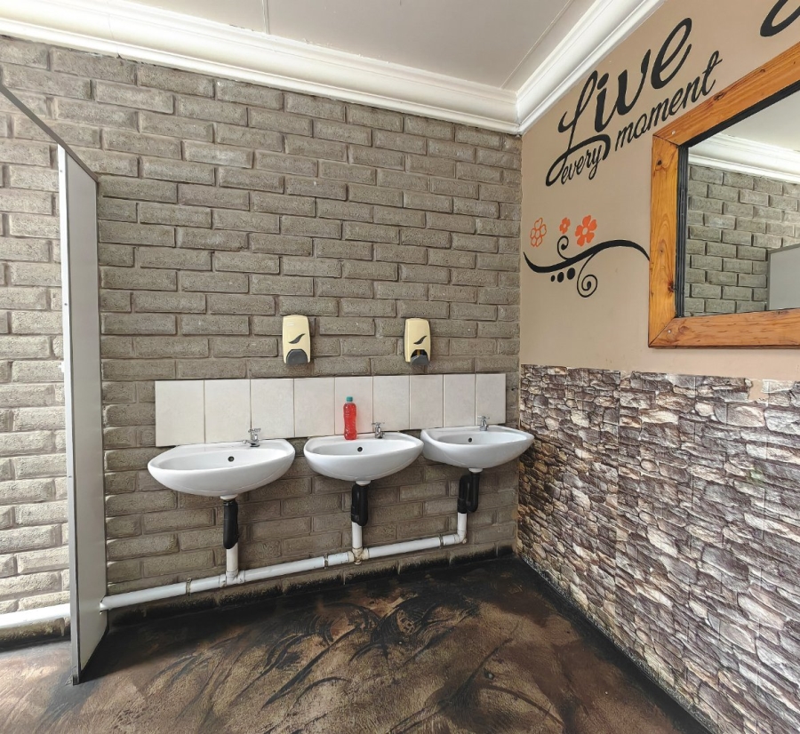 Commercial Property for Sale in Oranjesig Free State